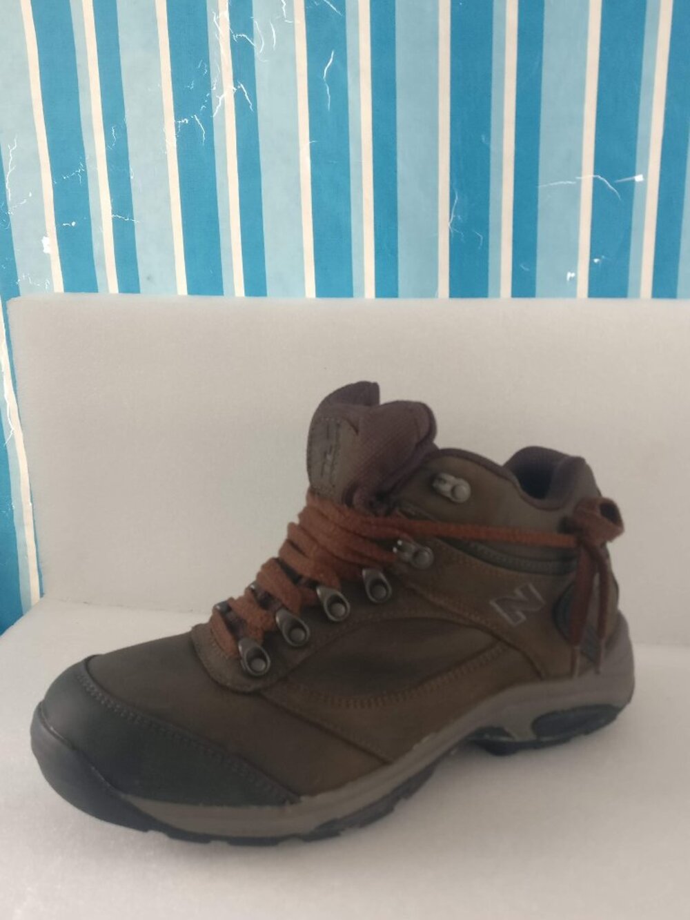 NB Abzorb GTX 978 Waterproof Leather Hiking Trail boot men 9.5us 2E WIDE WIDTH